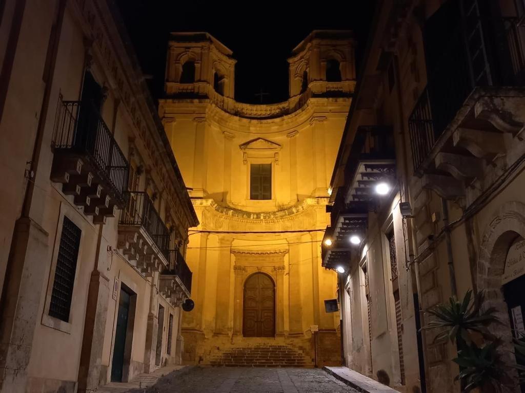 Casa Modica - Luxury Rooms Noto Zewnętrze zdjęcie